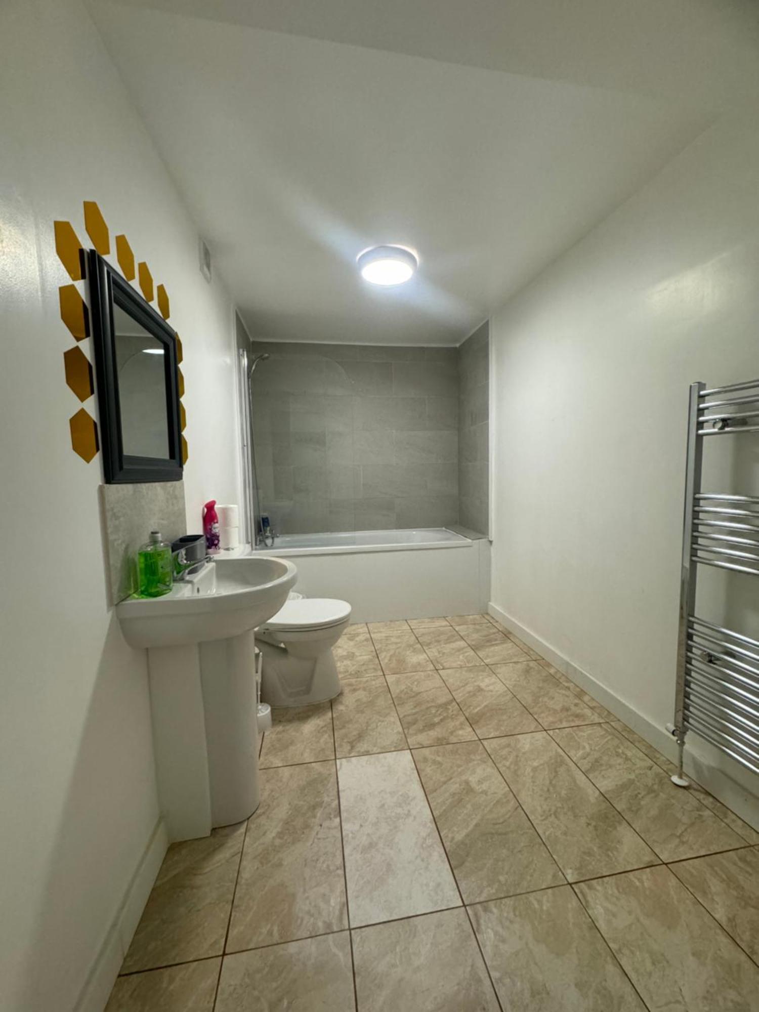 Apartment Mk Apartments, Of Manchester, Chorlton Manchester